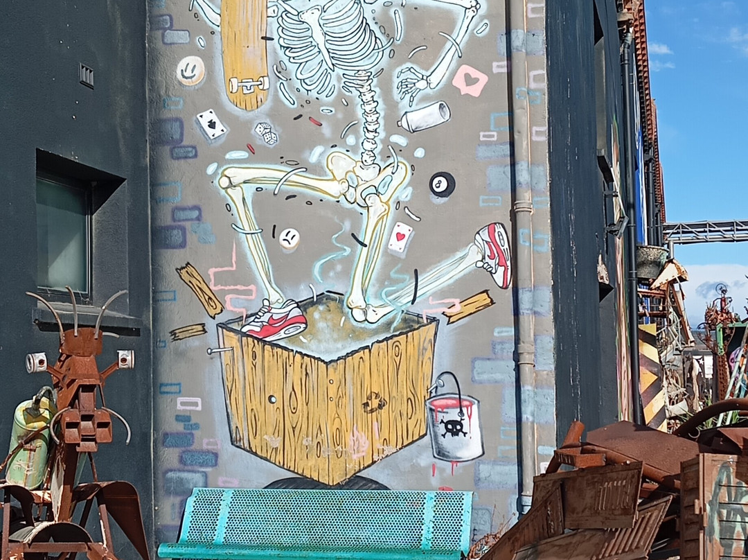 Spiktri Street Art Universe Museum-Ferrals-les-Corbieres必去景点