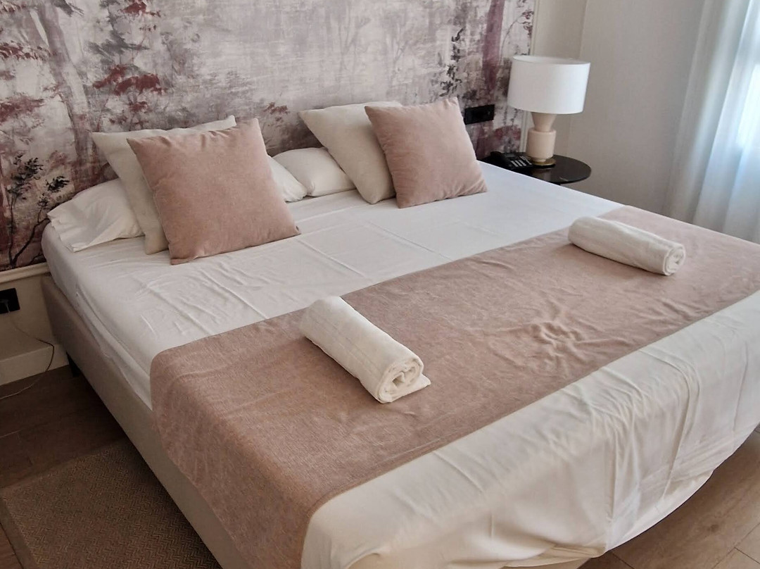 植物园休闲艺术酒店主图