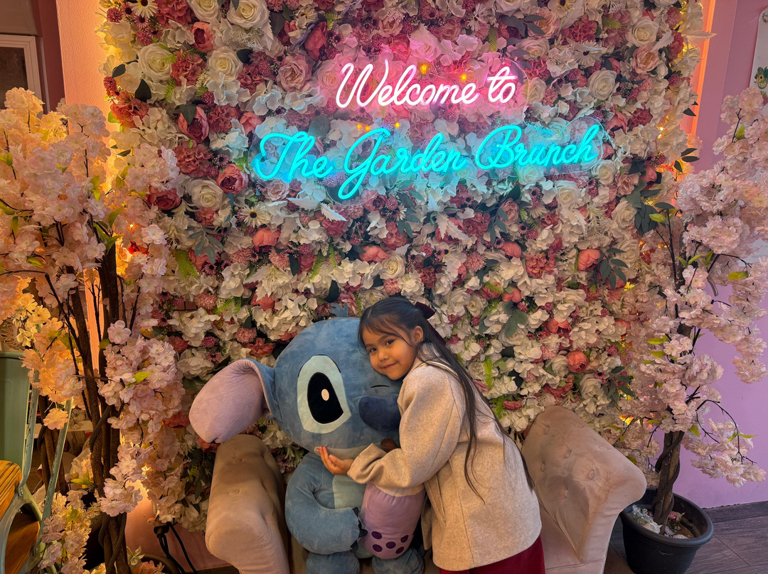 The Garden Brunch Café