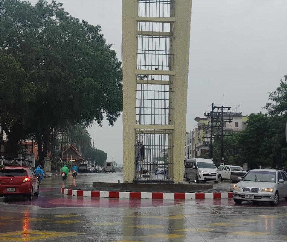 Clock Tower-董里必去景点