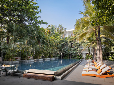 人工林城市水疗度假村主图