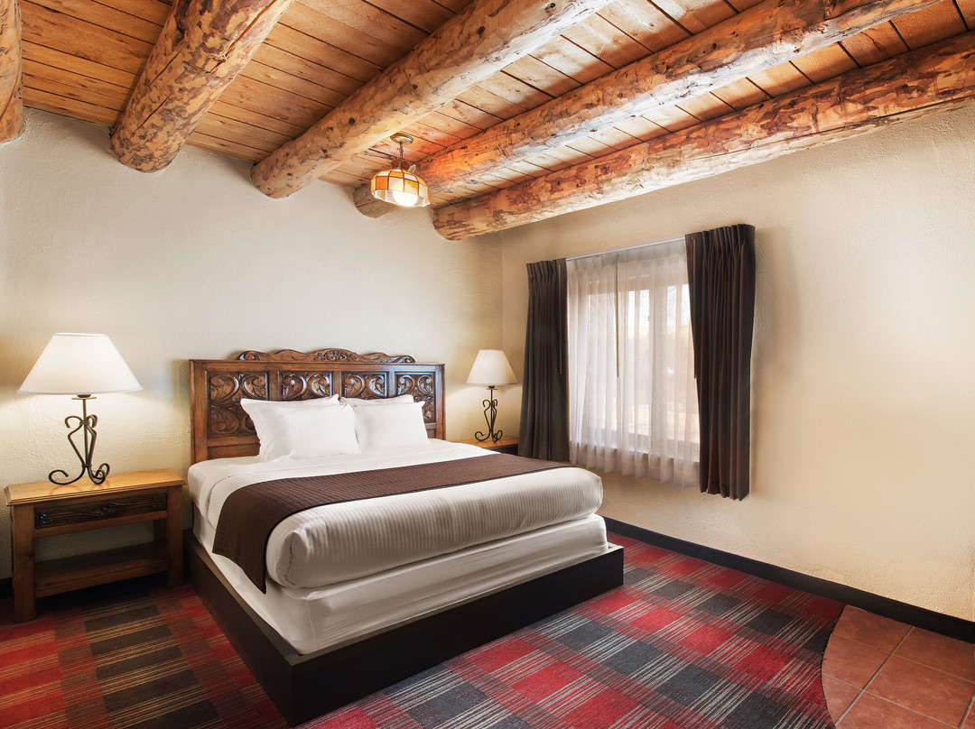 Sagebrush Inn & Suites主图