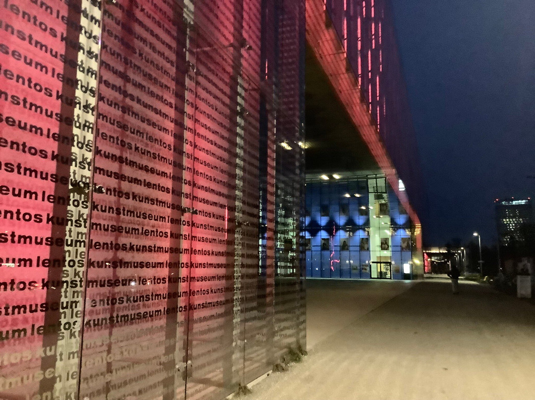 Lentos Kunstmuseum (Museum of Modern Art Linz)-林兹必去景点