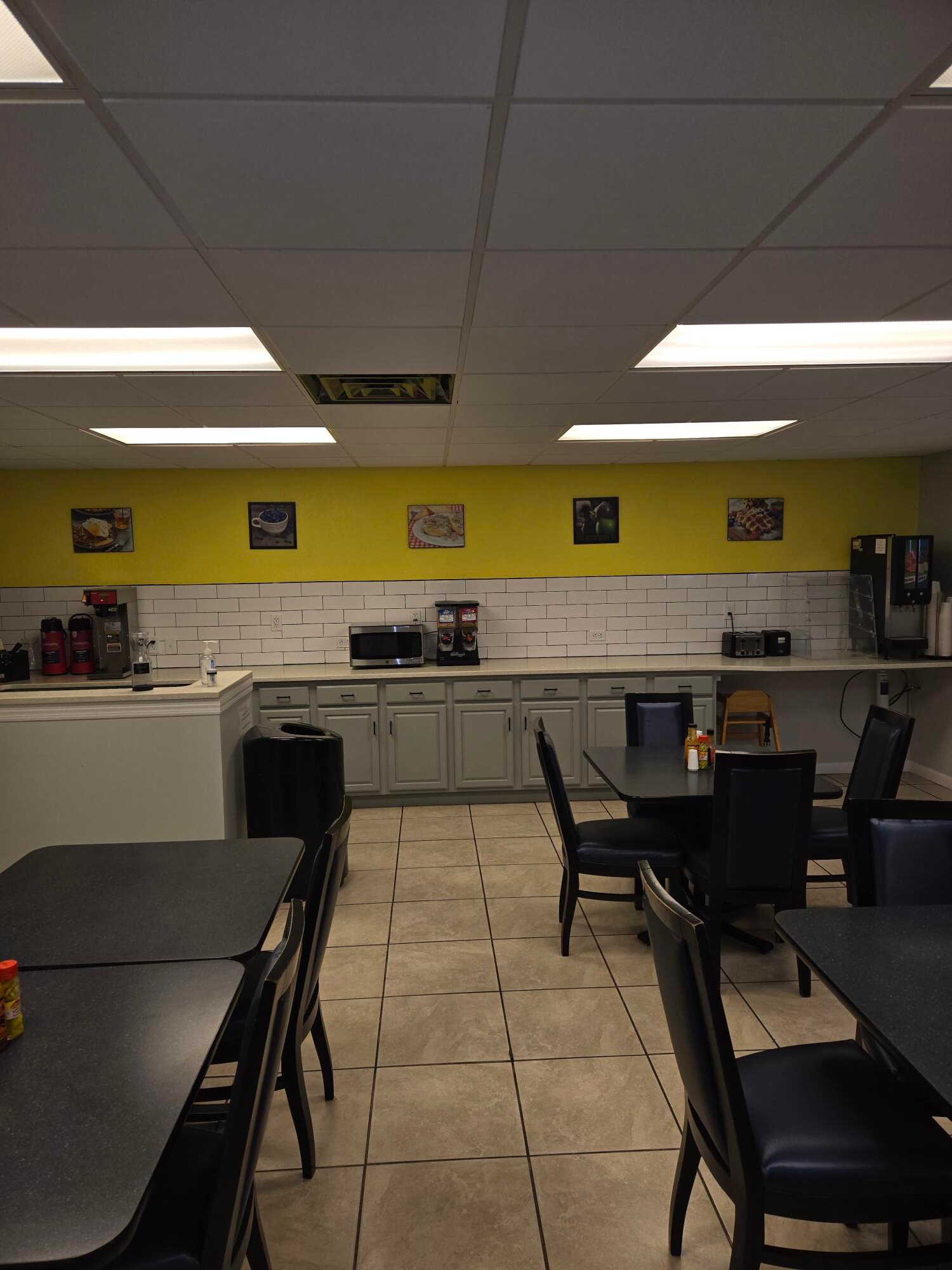 Super 8 By Wyndham Lake City-餐饮