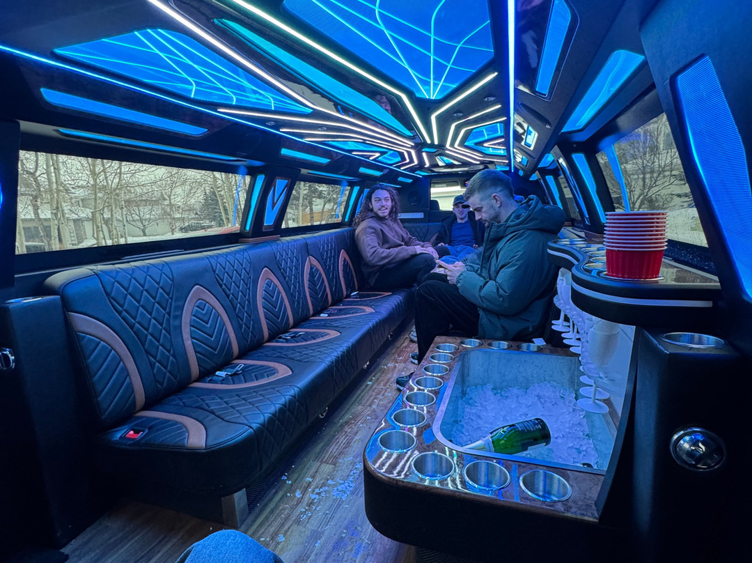 Ampm Limousines-卡尔加里必去景点