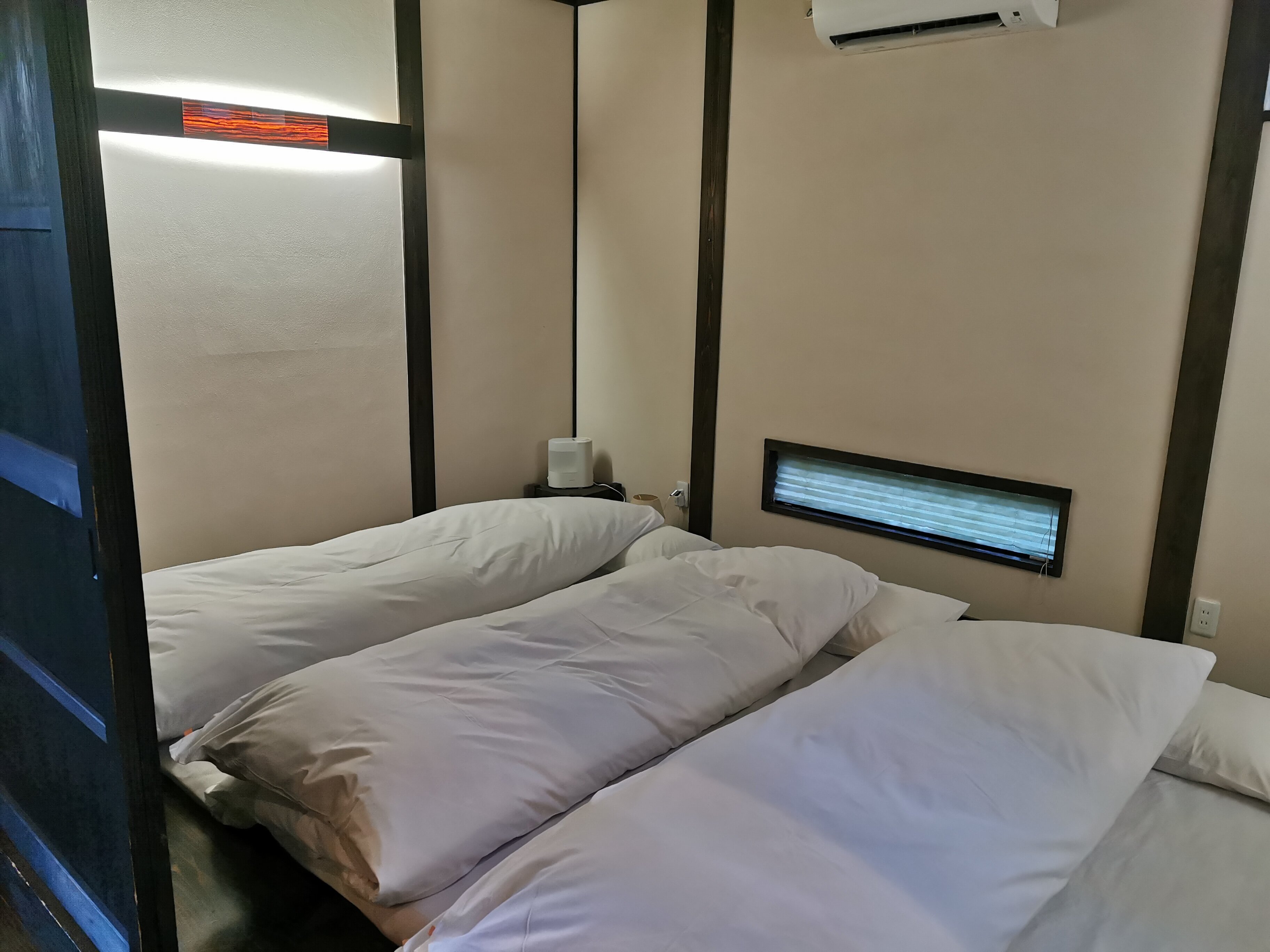 希那文酒店-客卧