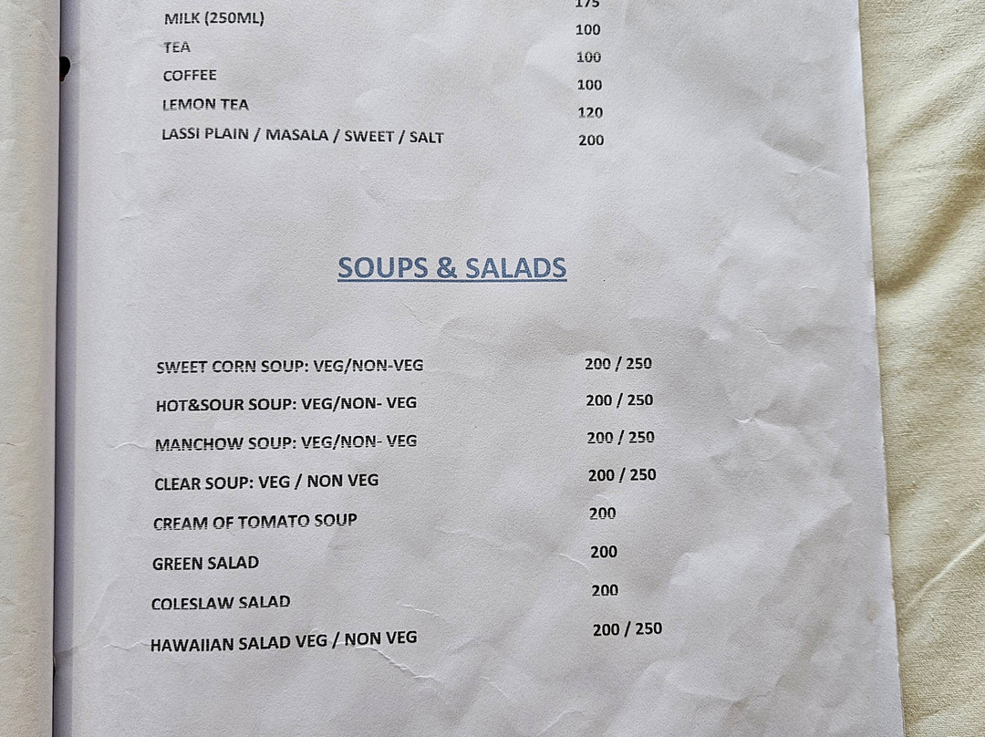 Aveda Mountains And Mist - Munnar主图