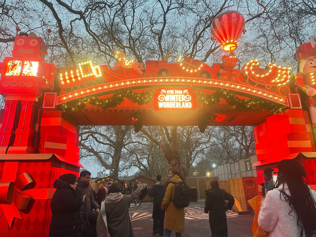 Hyde Park Winter Wonderland-伊尔克利必去景点