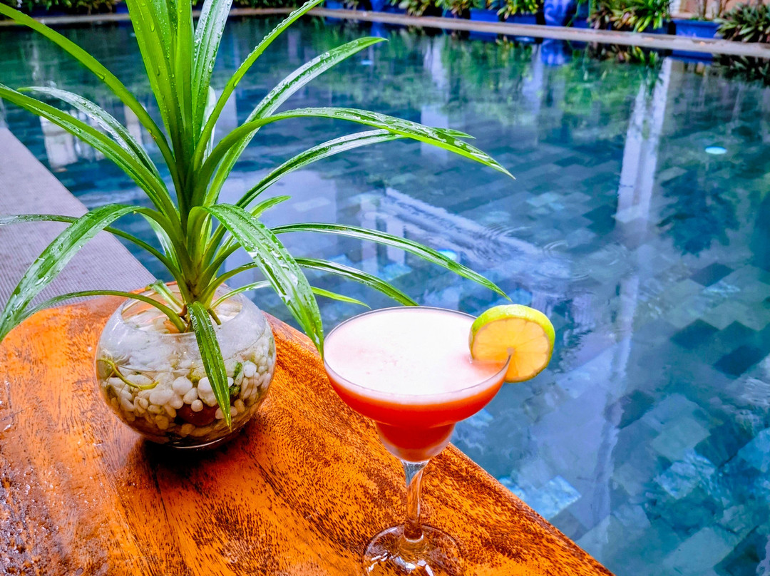 巴戎现代公寓酒店主图