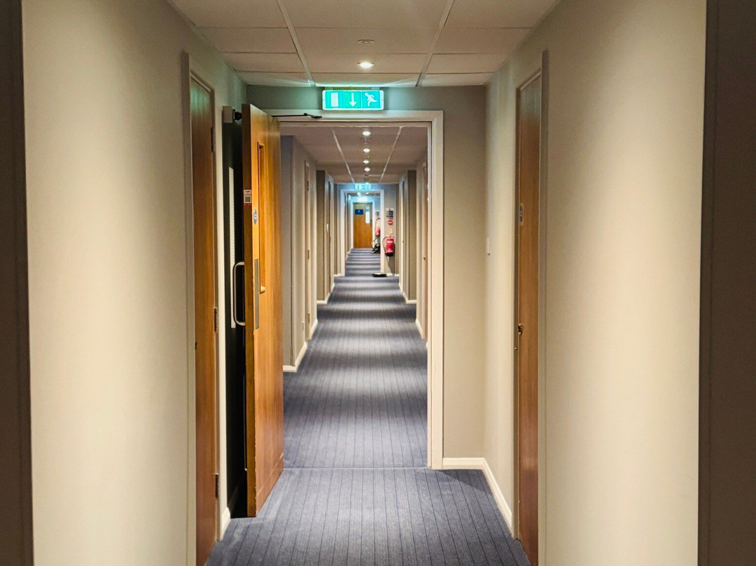 宜必思布拉德福德希普利酒店主图