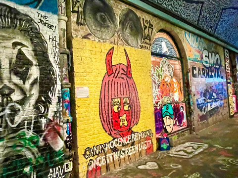 Leake Street Arches-伦敦必去景点