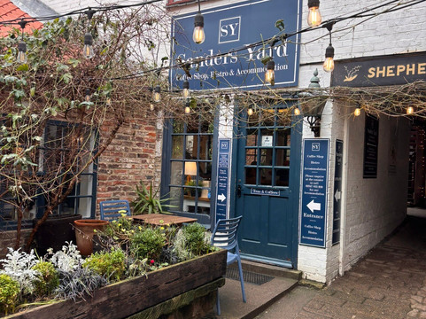 谢菲尔德普尔斯旅馆主图