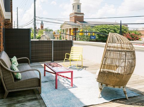 The Collegiate Hotel主图