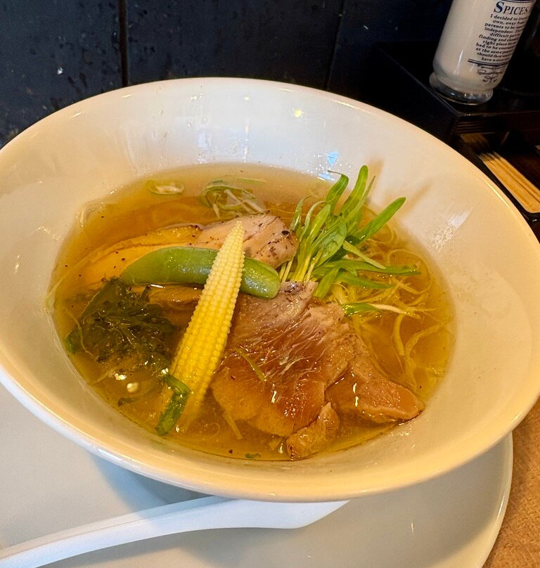 だしが命の塩らーめん ぎょぎょぎょ