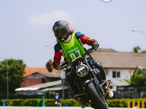 Customgarage-普吉镇必去景点