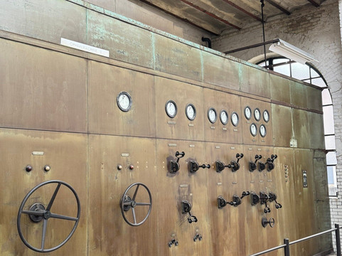 C-Mine-亨克必去景点