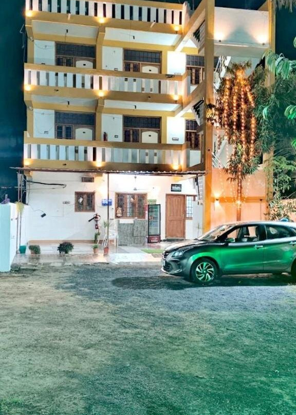 YJS Guest House Pondicherry