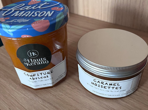 克拉诺山庄酒店主图