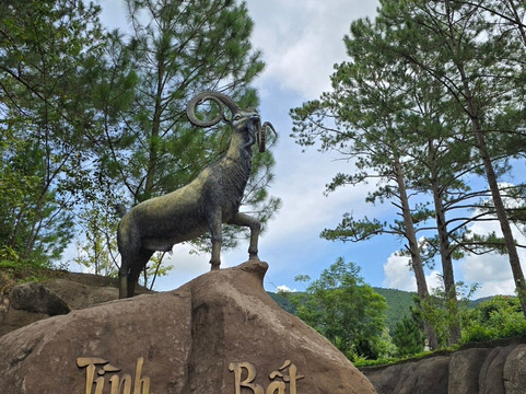 Sculpture Tunnel-大勒必去景点