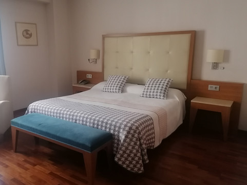 圣锡西利亚酒店主图