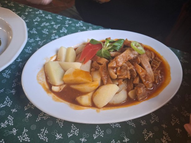 Kigyosi Csarda & Panzio-官方