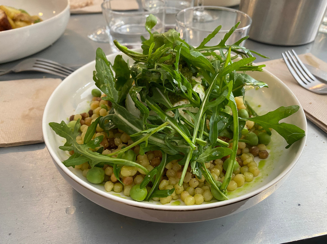 Lottie Restaurant