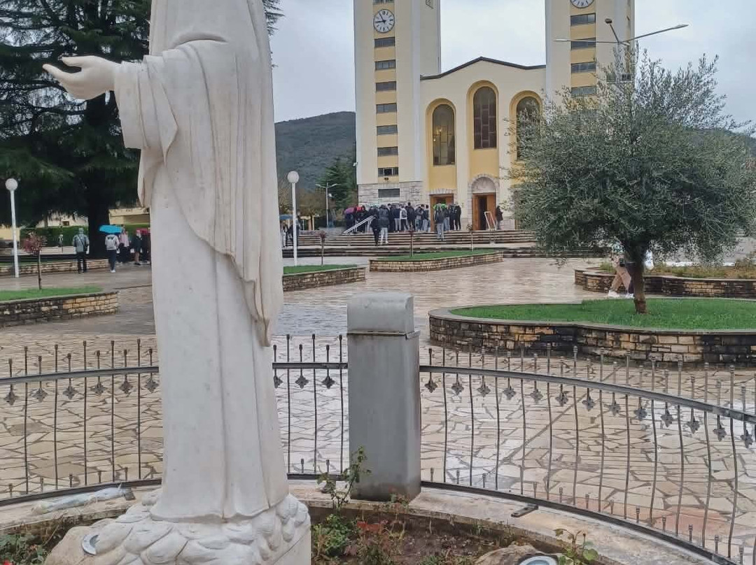 St. James' Parish Church-莫主格耶必去景点