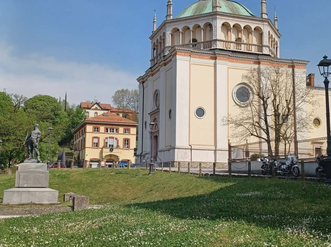 Chiesa del Santissimo Nome di Maria-Crespi d'Adda必去景点