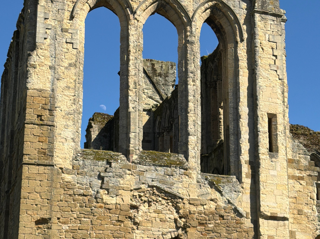 Rievaulx Abbey-赫尔姆斯利必去景点