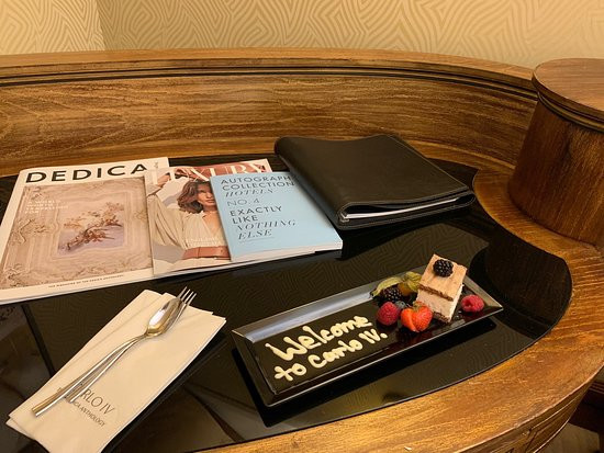 卡罗四世德迪卡酒店-傲途格精选主图
