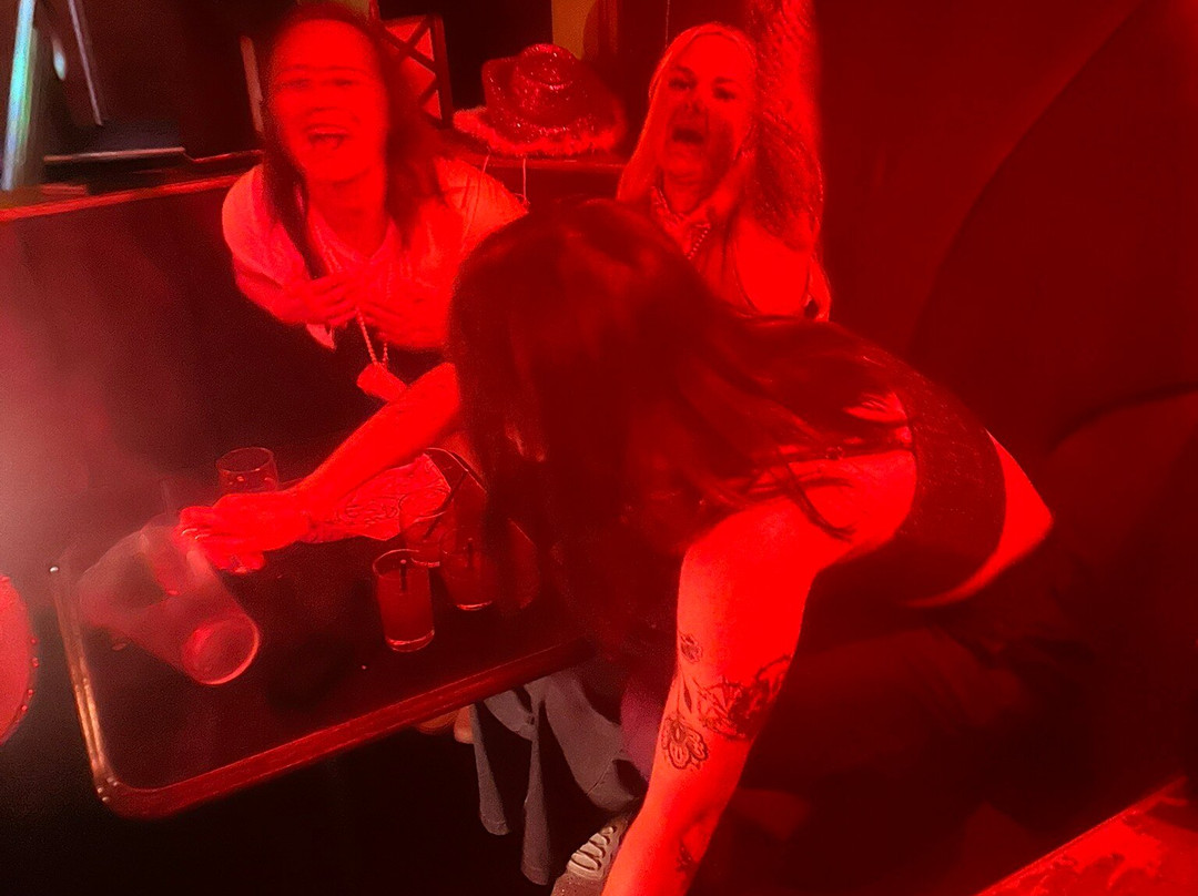 Funny Girls-黑潭必去景点