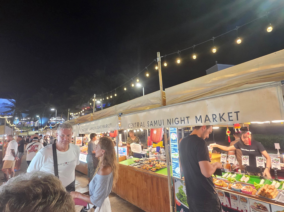 Chaweng Night Market-查汶海滩必去景点