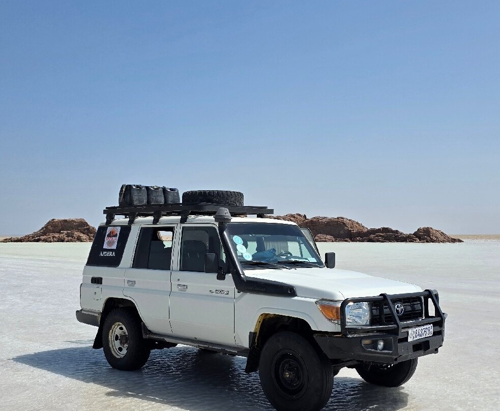 Liyu Ethiopia Tours-亚的斯亚贝巴必去景点