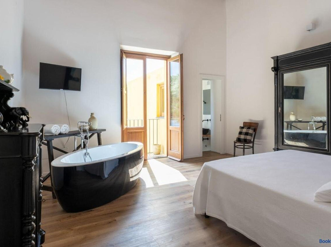 Iancura - B&b Di Design A Salina