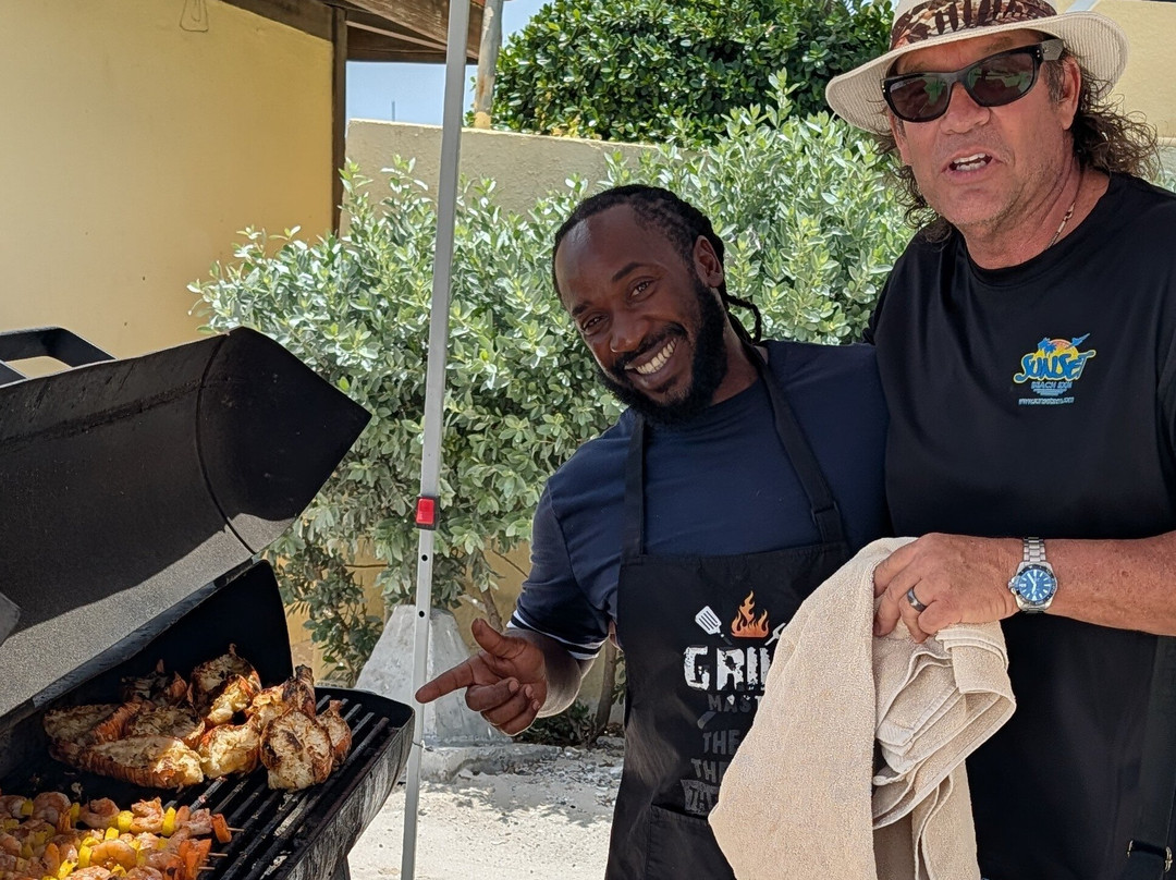 Pelican Beach Grill - Beach Bar & Restaurant