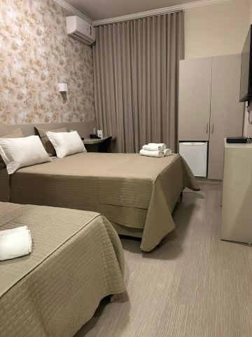 里尔瑟酒店-客卧