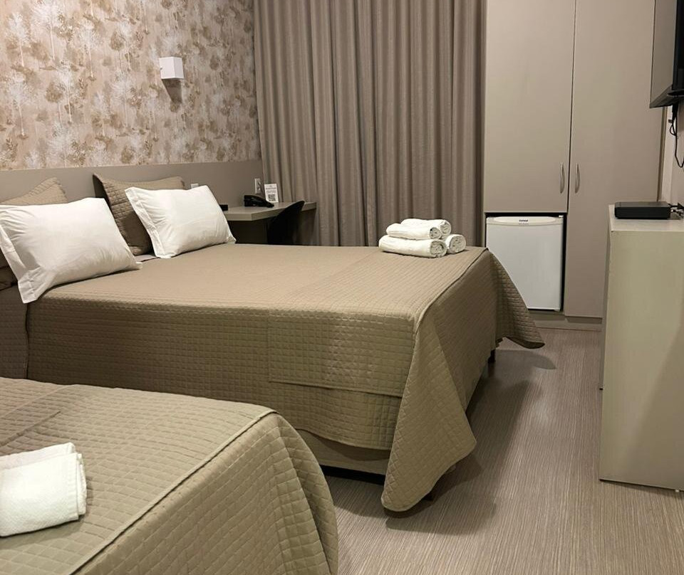 里尔瑟酒店主图