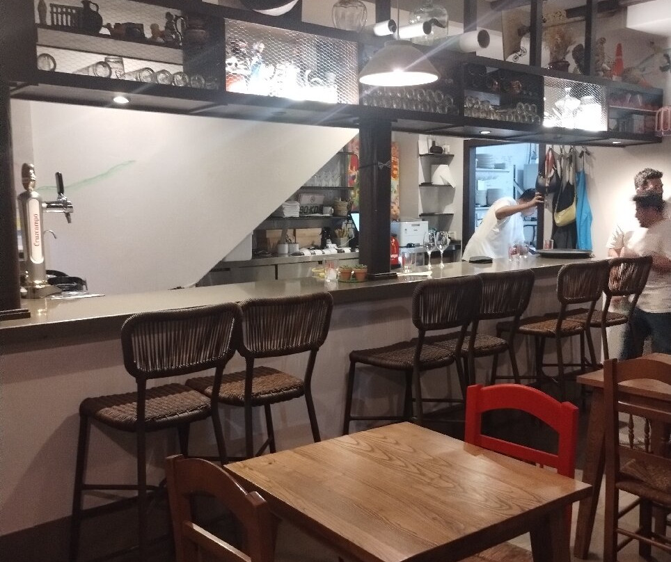 Altorterete. El bar del Mesón.