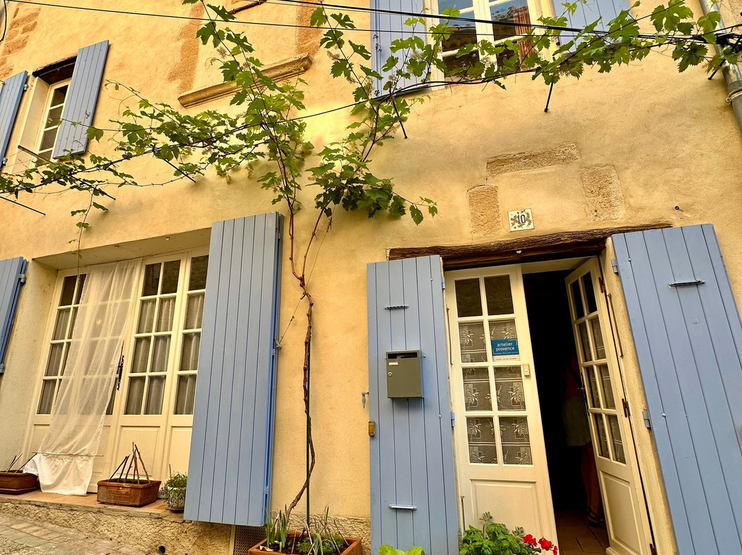 Artelier Provence-Jouques必去景点