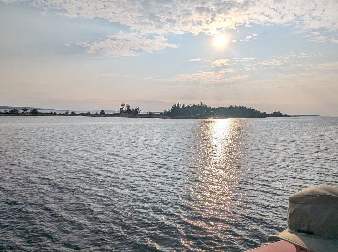Dylan Lock Sunset Cruise & Concert-Penetanguishene必去景点