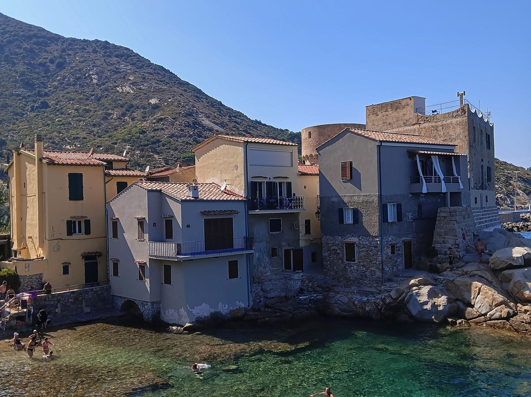 Caletta del Saraceno-Giglio Porto必去景点