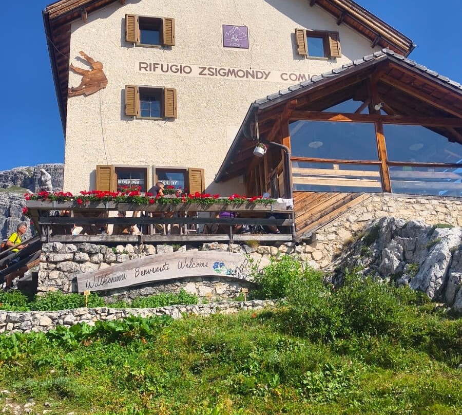 Anello dei Tre Rifugi dalla val Fiscalina-Sesto必去景点