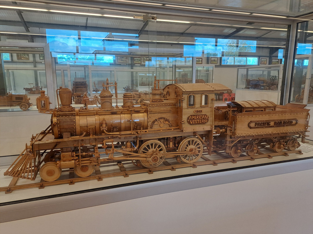 Musée des Machines à nourrir et courir le monde-Clairvaux-les-Lacs必去景点