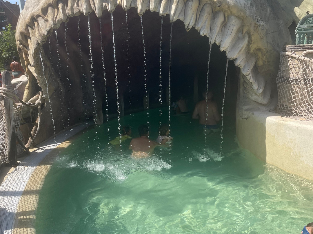 海盗船长酒店主图
