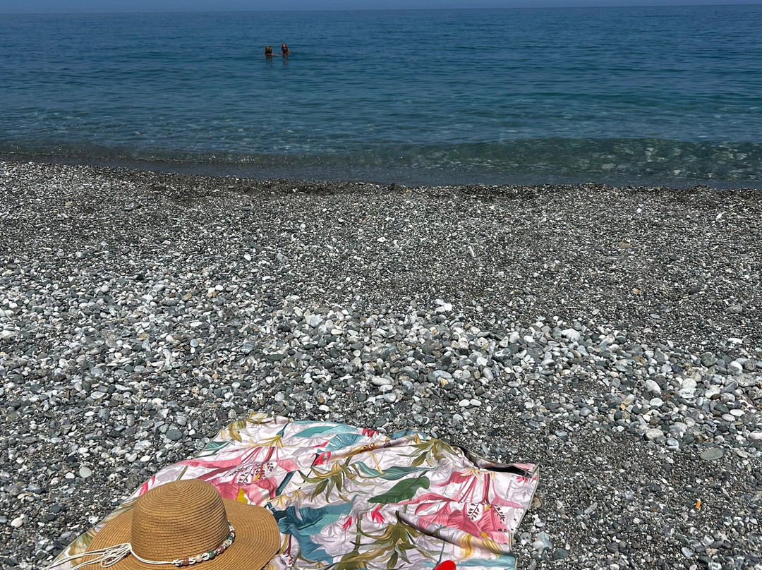 Chiliadou Beach-Paralia Chiliadou必去景点