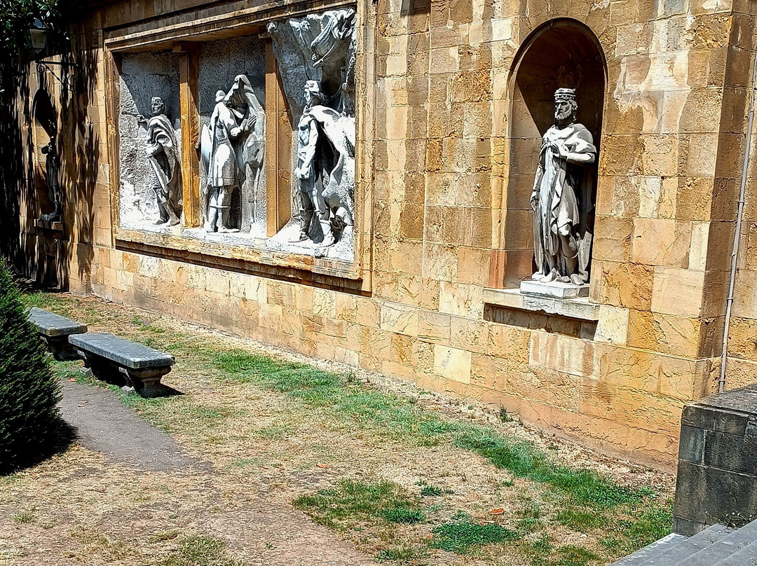 Catedral de San Salvador de Oviedo-奥维耶多必去景点
