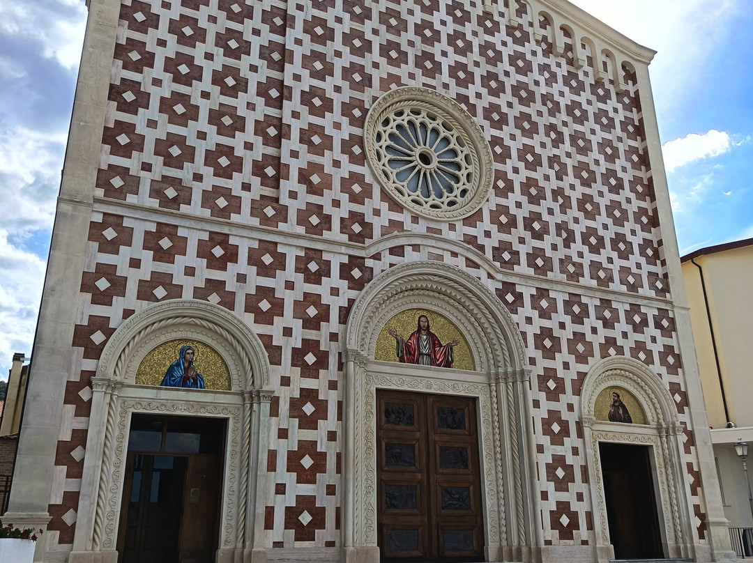 Santuario del Volto Santo-Manoppello必去景点
