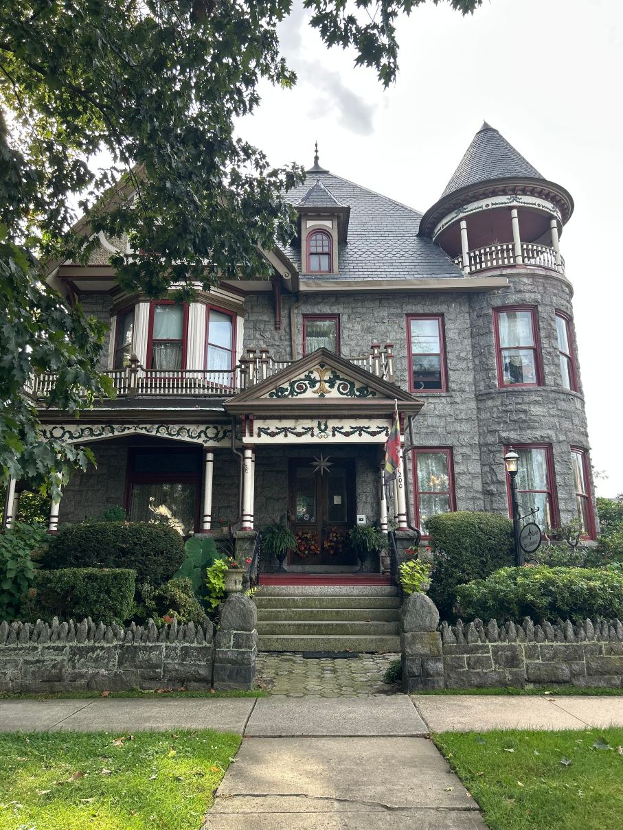 Spencer-Silver Mansion-旅行者