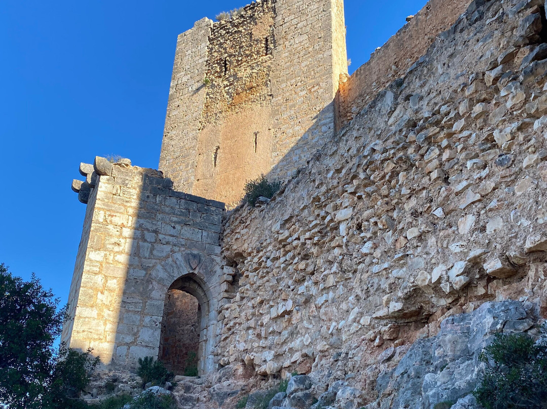 Castillo de Chirel-Cortes de Pallas必去景点