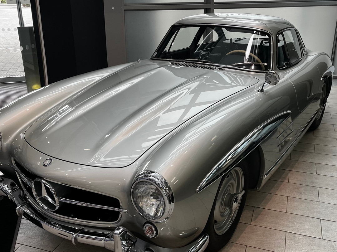 Mercedes-Benz World-威布里治必去景点
